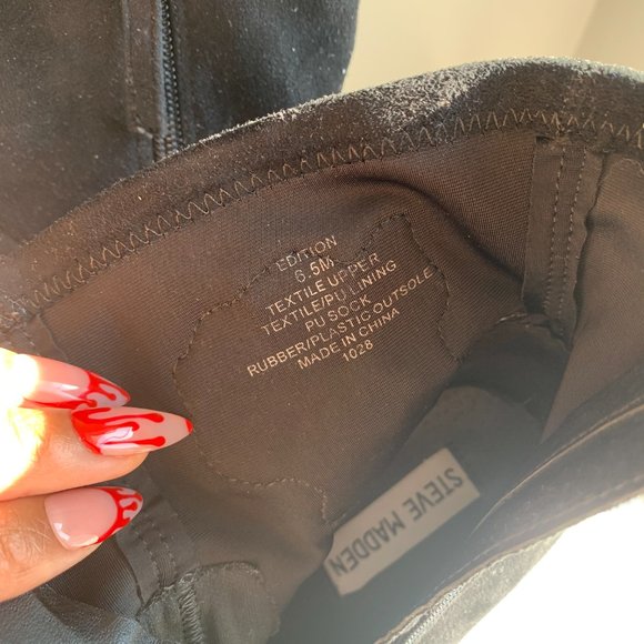 Steve Madden Black Suede 4-Inch Booties With Rose Detailing - Picture 6 of 7